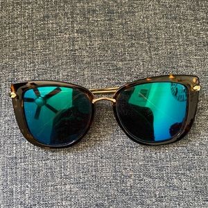 Versona Reflective sunglasses, w/ gold hardware